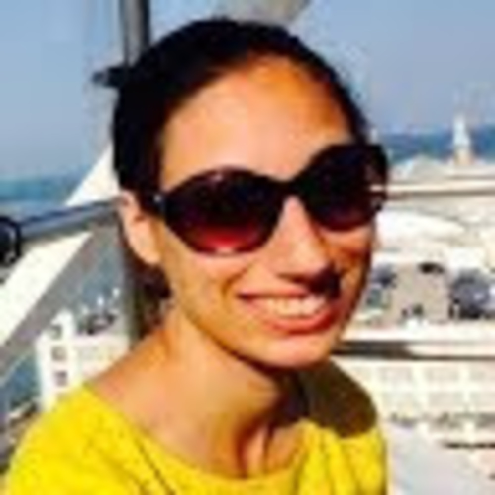 Meet your Posher, Angela